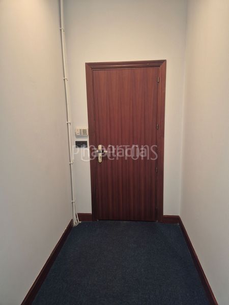 Foto f4682409-40f3-48b1-adea-0ae9555f0466. Miete büro in Loiu