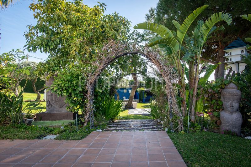 Foto 8b4c4d1e-e195-47f0-9b90-2b1ff98a2050. Casa a altos de Estepona Estepona