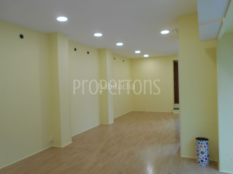 Foto e71bb6e6-8c7a-4deb-ba3b-1261084226f9. Local comercial a Erandio
