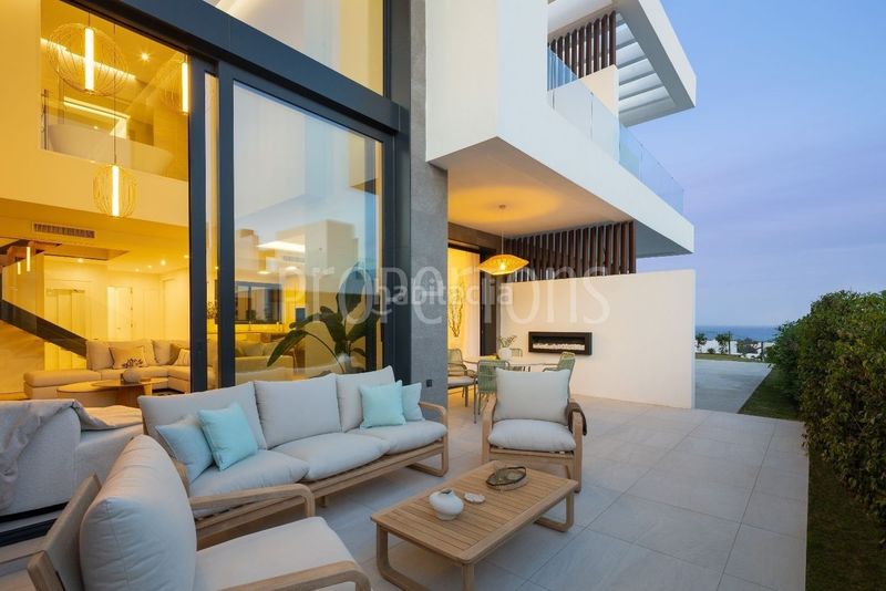 Foto e99578b5-02c2-47a7-99c4-6f104f770a7b. Casa adosada en Bello Horizonte - Lindasol Marbella