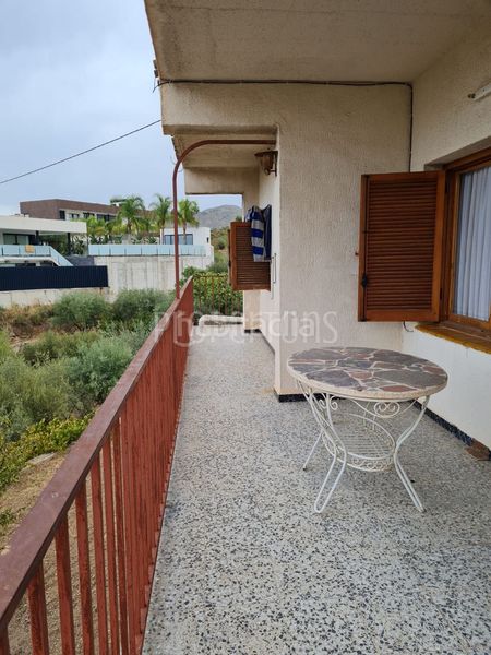 Foto 964fe91d-a212-4859-88c1-f679116b36f3. Xalet a Petrer