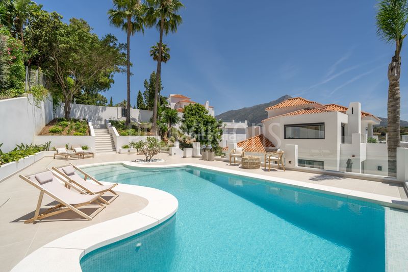 Foto 49cfdbd6-bbab-4e51-84ff-45c73abde8ad. Casa a Los Naranjos Marbella
