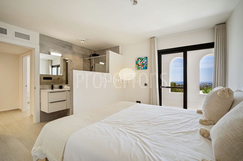 Foto b91804b8-d548-4767-bb1f-93675da0ff7a. Casa a Los Naranjos Marbella