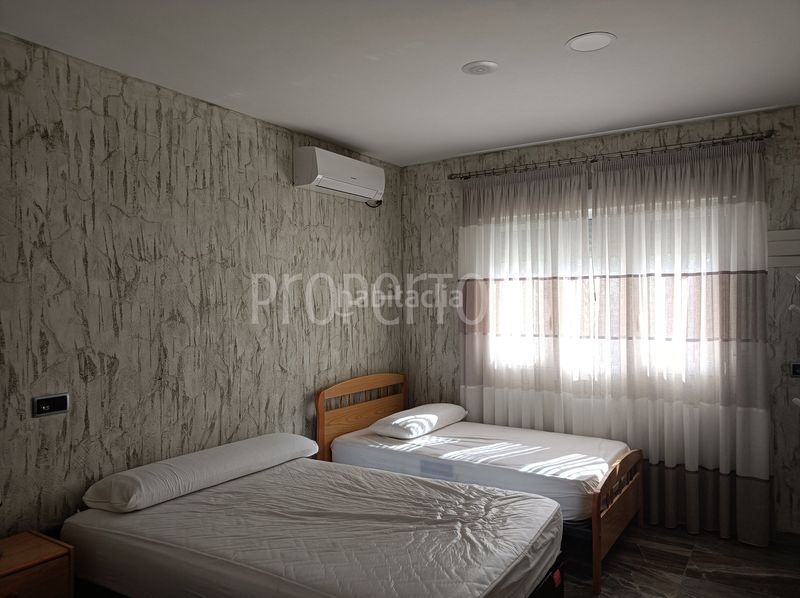 Foto db19a9e4-2d21-421a-bfab-e309b2ac50c3. Casa a Sax