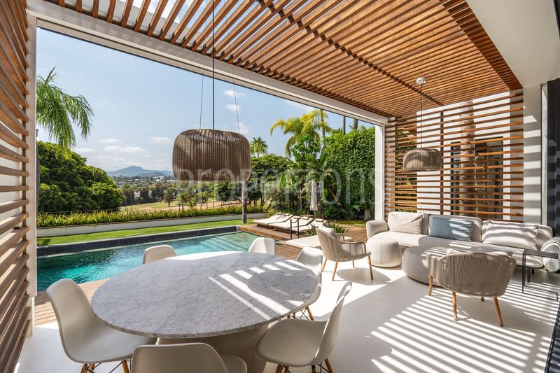 Foto b76e053c-88c9-4169-8852-8338abb03778. Casa en Los Naranjos Marbella