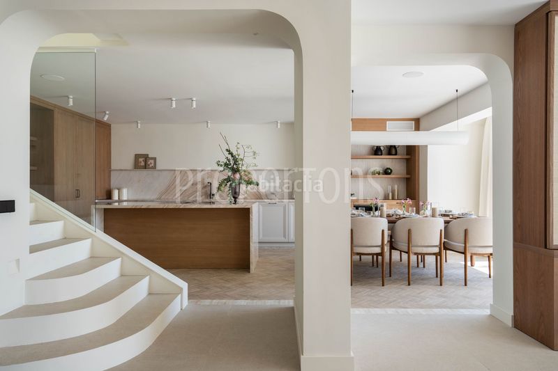 Foto b0e5dbe3-b0eb-4b03-af11-65cd6f2bdb56. Casa a Las Lomas de Río Verde Marbella