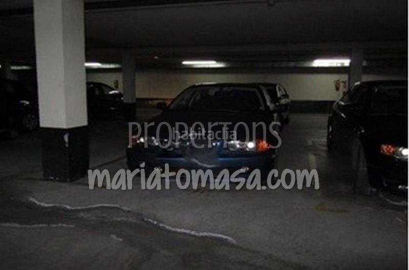 Foto 66ec78af-d3bd-470f-b515-3214a90620fb. Aparcament cotxe a Artatza-Pinueta-Pinosolo Leioa