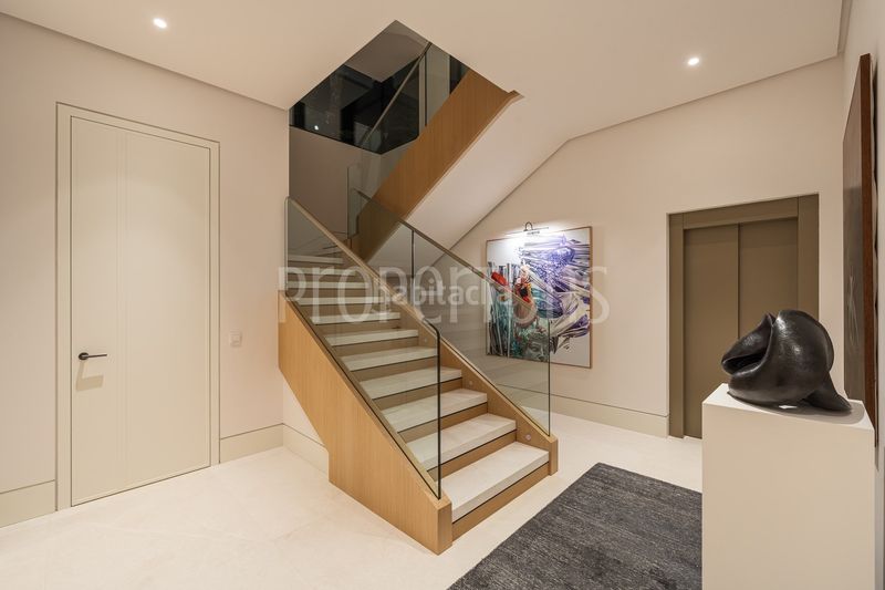 Foto 18eed0ac-f697-4797-bd2c-1c023fb880fe. Casa a La Carolina - Guadalpín Marbella