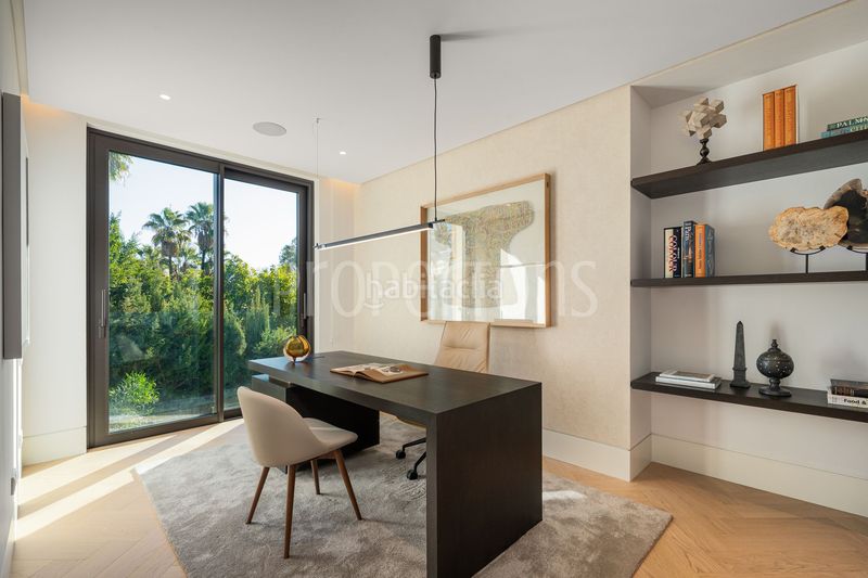 Foto f4e3ab52-336f-4e42-af27-717742d3f00f. Casa a La Carolina - Guadalpín Marbella