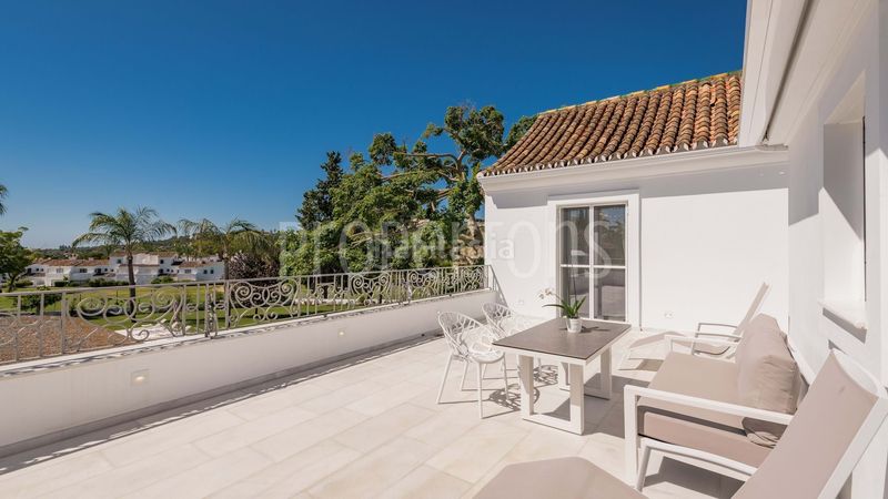 Foto ce17eaff-b767-4084-8b85-8689ba2a60cf. Casa a Los Naranjos Marbella
