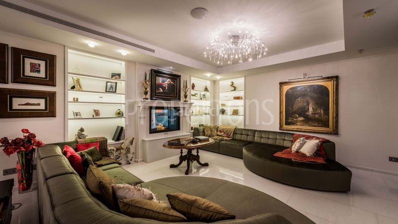 Foto ff2cfe80-2797-45bc-87cd-1f812793a343. Casa a Los Naranjos Marbella