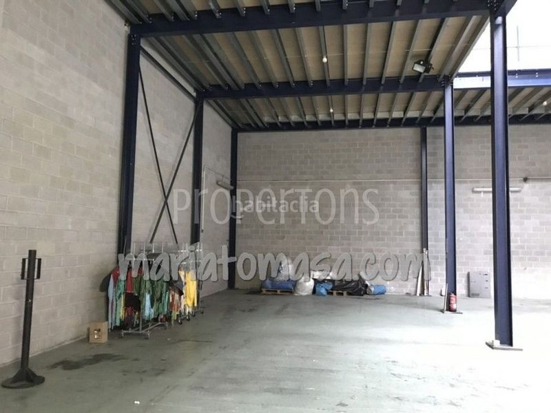 Foto 48f7cb86-e471-4944-a9bd-eb99b96b49be. Nau industrial a San Miguel Basauri