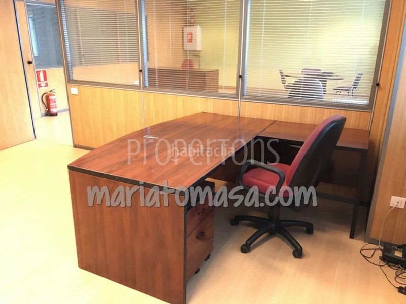 Foto 5171420f-973b-4de6-b430-0714ed5e1dfa. Nau industrial a San Miguel Basauri