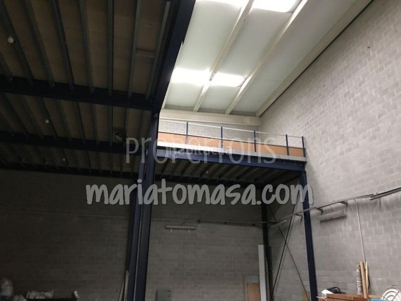 Foto 548afb48-3ebd-44f7-a494-c8385e9d9fcd. Nau industrial a San Miguel Basauri