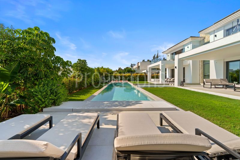 Foto 17a9a72a-c269-45b2-8ee1-4083fd446a89. Casa a La Quinta Benahavís