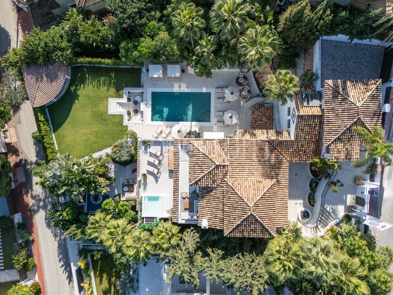 Foto 842f5787-fe83-4c28-b694-fda5297097fc. Casa en Las Brisas Marbella