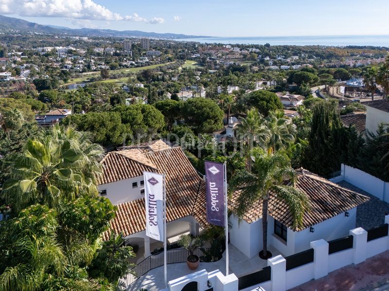 Foto b805b944-2c20-4c14-85cf-f7f2166b3bab. Casa en Las Brisas Marbella