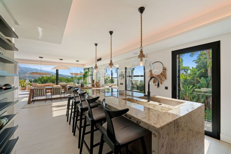 Foto bef4f07c-0fa4-4b0e-bdc9-0e124c51dc8b. Casa en Las Brisas Marbella