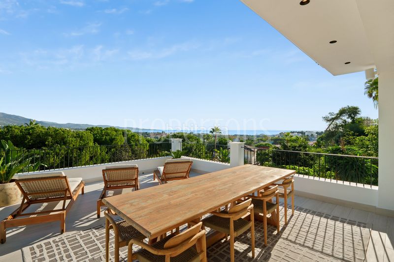 Foto d46220b9-e6b4-4f23-a42f-c9cd5021df27. Casa en Las Brisas Marbella