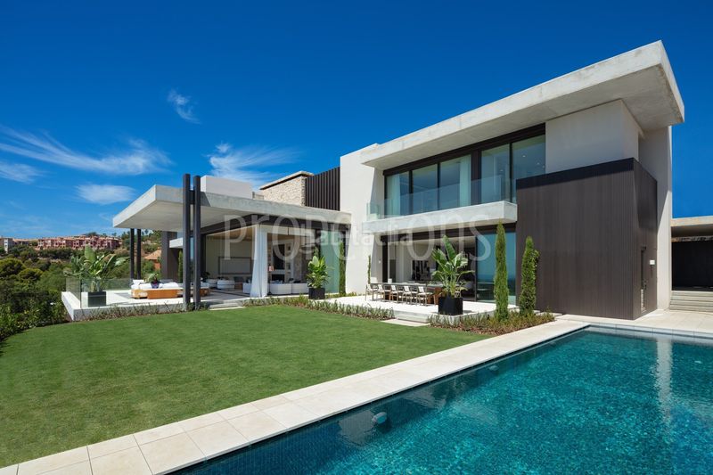 Foto a08f30d6-c24f-4f39-82f5-b36ac33adcf3. Casa en La Quinta Benahavís