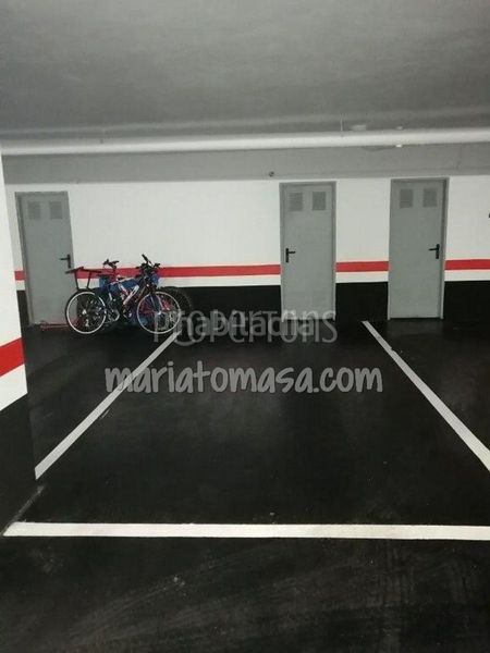 Foto 88d9b128-5a3f-4d6a-b2a5-5c5b86780fcf. Aparcament cotxe a Usategui Getxo