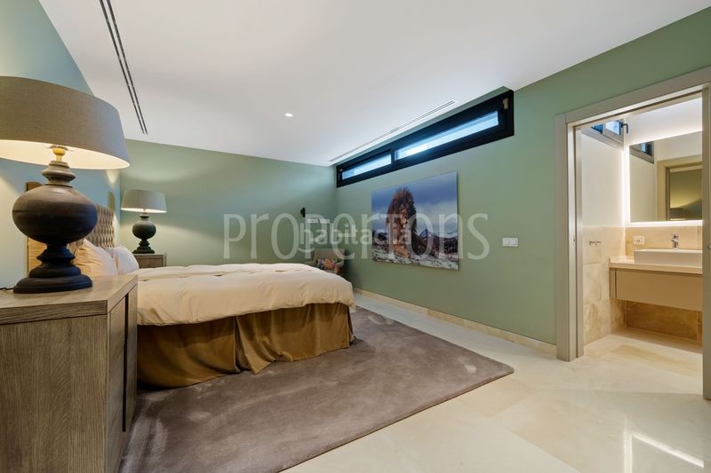 Foto ba8ad32b-739d-45a3-968a-e66277206f43. Casa a Los Naranjos Marbella