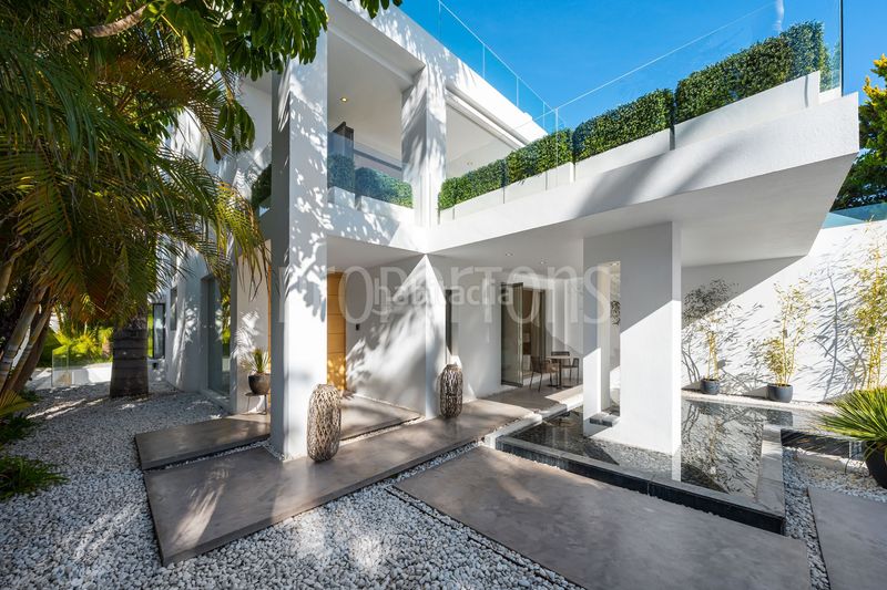 Foto 6b48f382-657d-4aaa-8764-0cb6f06bf64c. Casa a Puente Romano Marbella