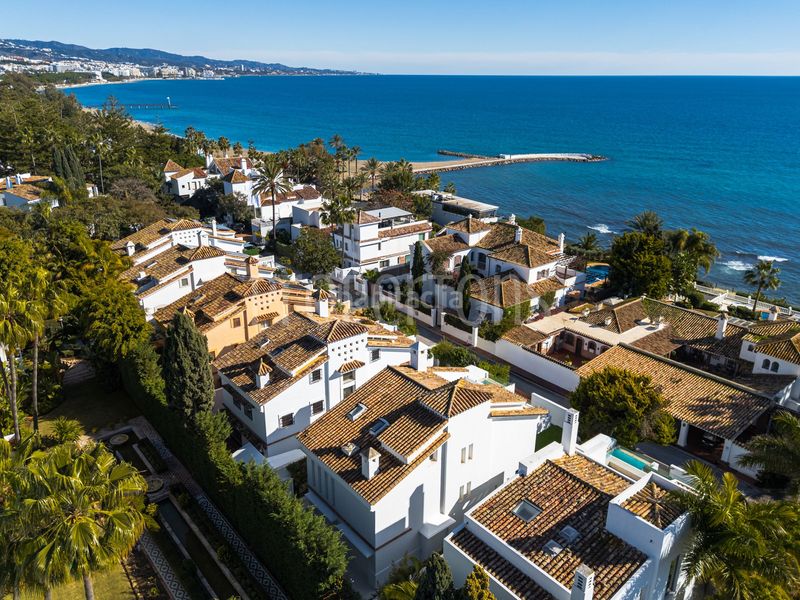 Foto b3df74e0-a277-49f6-9c65-4991256494ad. Casa a Puente Romano Marbella