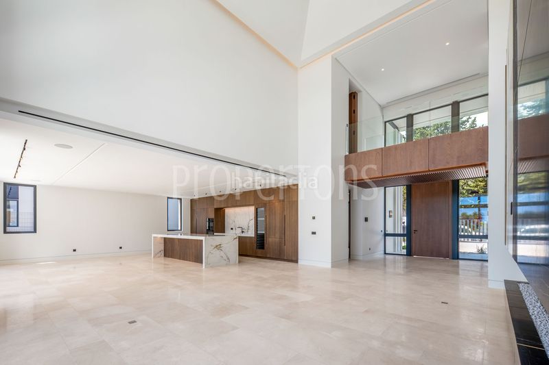 Foto a9e1caea-aab1-44d0-b035-f23950f4c631. Casa a La Carolina - Guadalpín Marbella