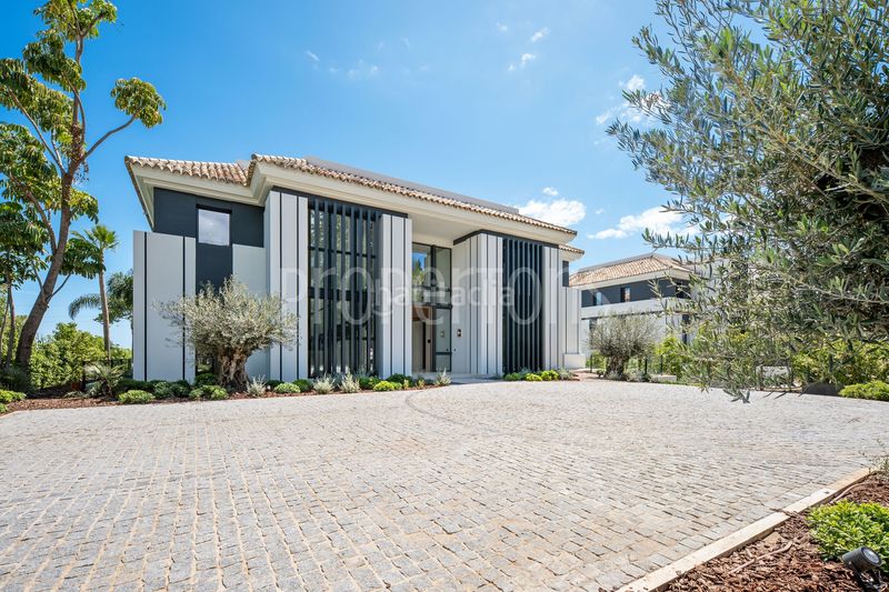 Foto e6f23167-d50e-44c4-ad7d-79b3a70de09d. Casa a La Carolina - Guadalpín Marbella