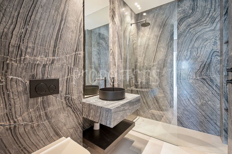 Foto f1a29a8a-222d-4f3a-9951-a0acce9c501a. Casa a La Carolina - Guadalpín Marbella