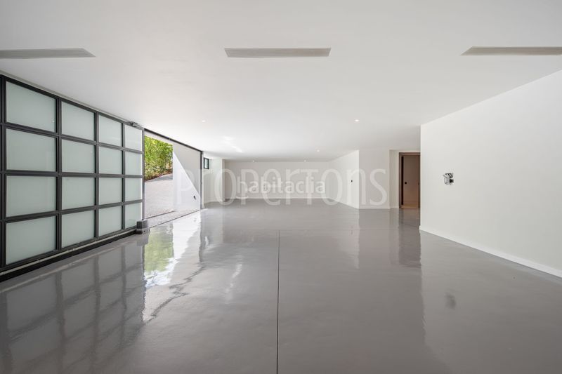 Foto f7b23732-8922-4deb-b8f4-35a0da0de83e. Casa a La Carolina - Guadalpín Marbella