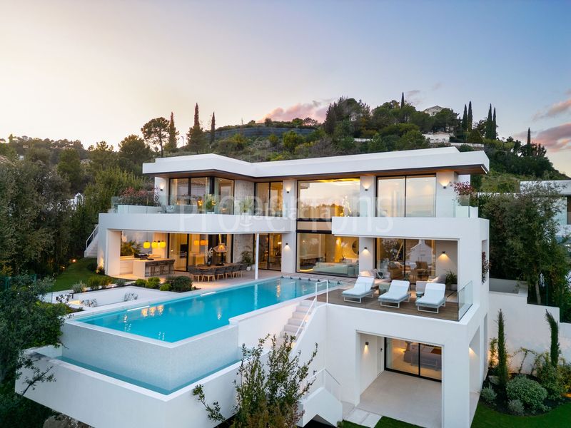 Foto b16bade4-4a5e-4566-b129-9ddaa3899f41. Casa a La Quinta Benahavís