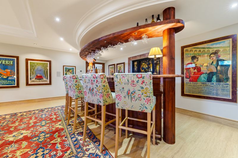 Foto 352bcaec-18cc-4e72-a0e0-5d90a7f8f1ad. Chalet 712m<sup>2</sup> el bosque en El Rosario - Ricmar Marbella