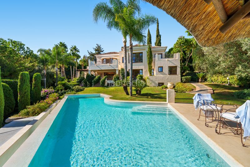 Foto ca55e4c5-8aa9-4905-8c0d-82620a4c9869. Chalet 712m<sup>2</sup> el bosque en El Rosario - Ricmar Marbella