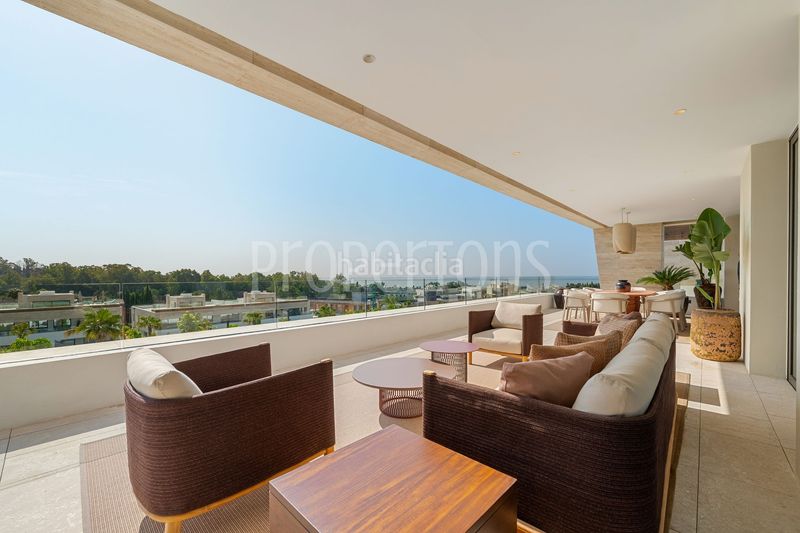 Foto a1486665-9f6d-4aa8-a835-b7133a4c7f2d. Pis a Las Lomas de Río Verde Marbella