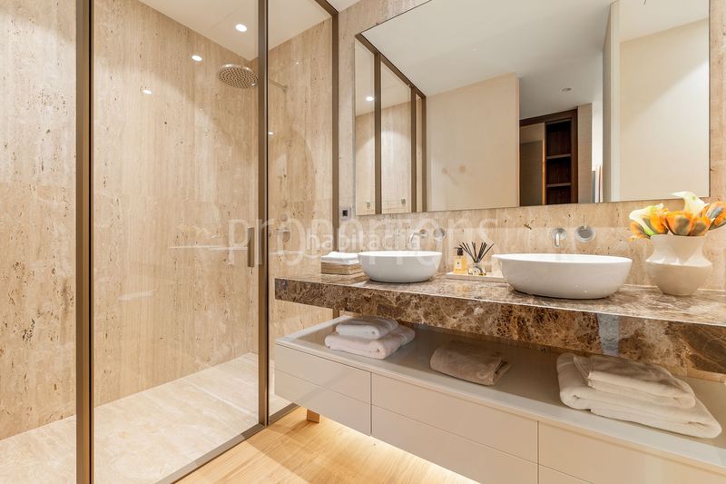 Foto 307ed48f-2734-4360-bb53-f42efbe1a8d8. Piso en Las Lomas de Río Verde Marbella