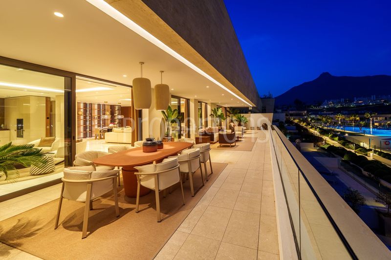 Foto dd635b40-f4d6-4201-9777-5e34160920bd. Piso en Las Lomas de Río Verde Marbella