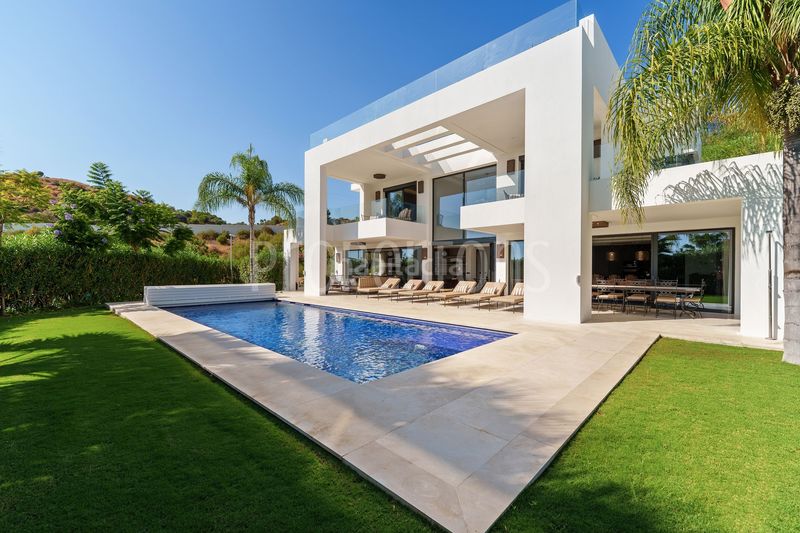 Foto 0823731b-40ae-41a6-b934-60475d3670c9. Casa a Los Naranjos Marbella