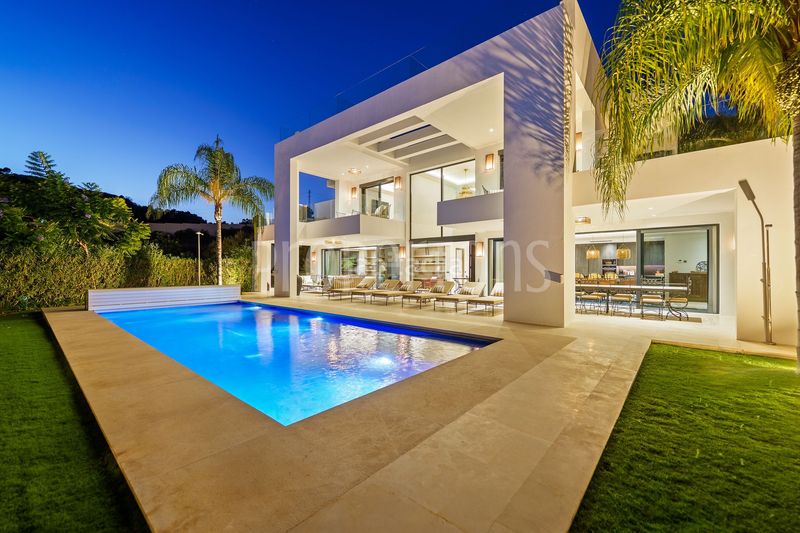 Foto 74364e40-2082-4d3e-8608-bd2d03c20703. Casa a Los Naranjos Marbella
