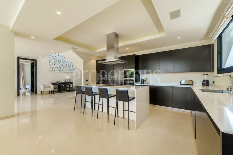 Foto 41adeefa-e488-437d-bf7e-cb294c75f8b4. Casa a Aloha Marbella