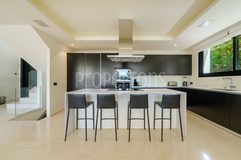 Foto f76a1da5-08b6-4d08-b592-edaeafa512a9. Casa a Aloha Marbella