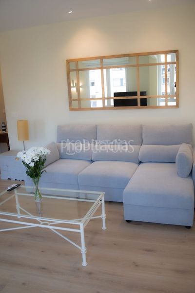Foto 0eea3077-d465-4013-ba17-712c1cf2a8e6. Alquiler piso disponible a partir de octubre!alquila tu hogar ideal en el corazón de santutxu!disfruta de un piso totalmente reformado y equipad en Bilbao