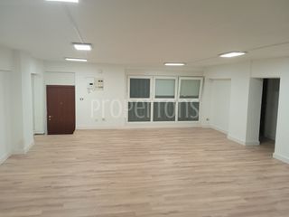 Büro in Travesía Tiboli