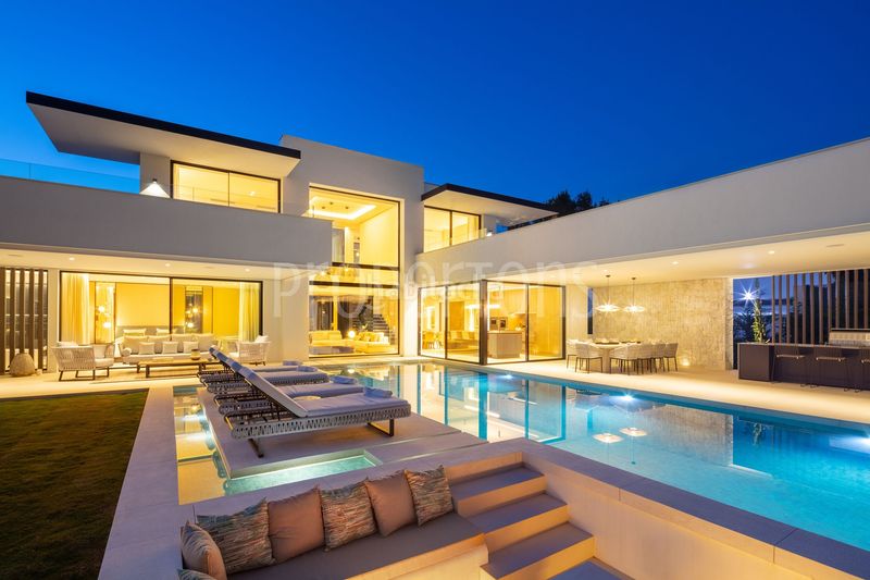 Foto 6691fb62-0934-49e8-99f9-70a3c8c86451. Casa en Las Brisas Marbella