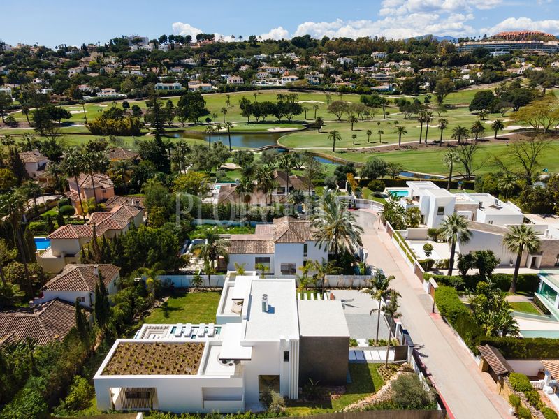 Foto 84f608d0-8948-4a20-9f69-611f1ec3884a. Casa en Las Brisas Marbella