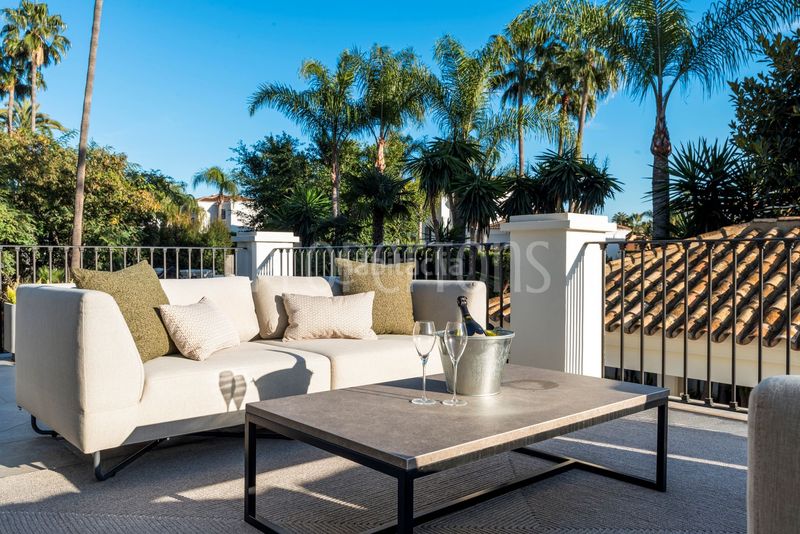 Foto 0119e79a-74d2-4b20-b53e-3a0140bbfa4b. Casa en Las Brisas Marbella