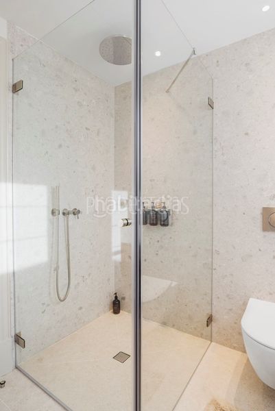 Foto 9afe6dad-f261-4be7-9895-e39906fc6ebb. Casa en Las Brisas Marbella