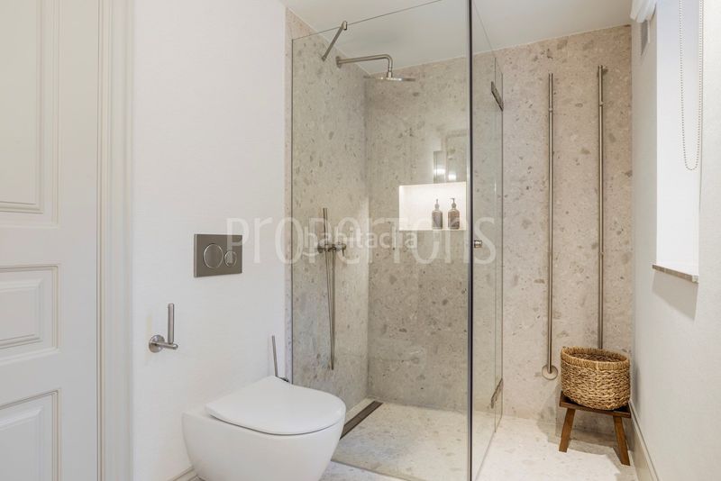 Foto a4e1696c-acca-4fcf-9d87-625f186175b3. Casa en Las Brisas Marbella