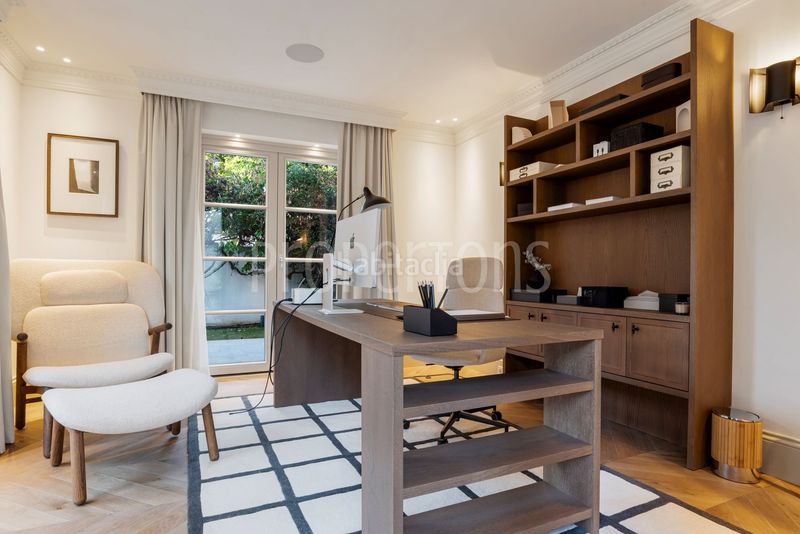Foto a5dd7d0e-3d52-4894-a2b8-042150083a03. Casa en Las Brisas Marbella